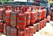 एलपीजी सिलेंडर का रंग हमेशा लाल ही क्यों होता है, जानिए वजह Lpg cylinder