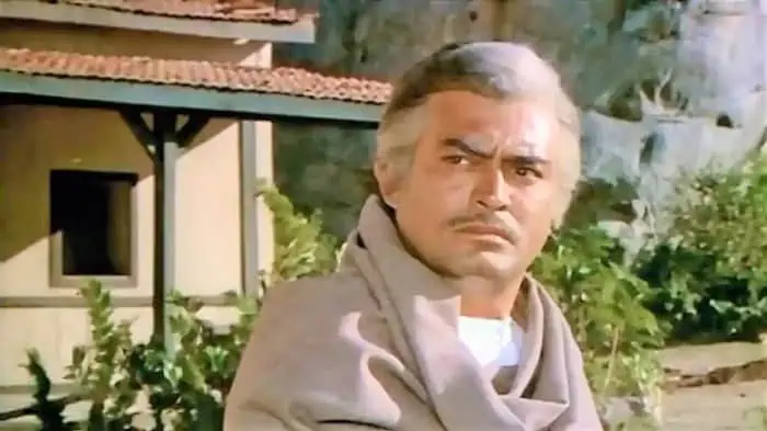 sanjeev kumar in sholay