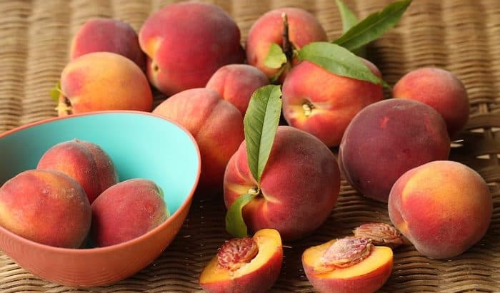 peach fruit benefits in hindi